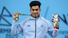 அச்சிண்டா செயுலி