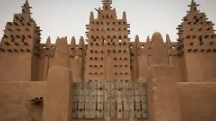 مالي