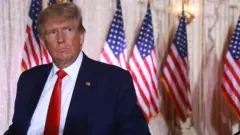 الرئيس الأمريكي السابق دونالد ترامب