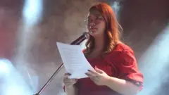 “รุ้ง” ปนัสยา สิทธิจิรวัฒนกุล