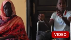 போரால் கால்களை இழந்தும் கால்பந்தை விடாத 12 வயது சிறுவன்