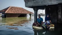 Pesisir Indonesia terancam tenggelam