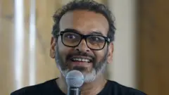 শিল্পী সুবোধ গুপ্তা