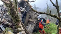 තායිවාන හමුදා ප්‍රධානියා ගුවන් අනතුරකින් මරුට