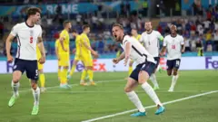 İngiltere gol sevinci