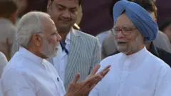 మోదీ, మన్మోహన్