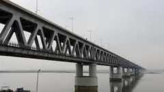 ब्रह्मपुत्र नदी पर पुल