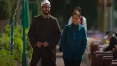 مشهد من مسلسل "أمل فاتن حربي"