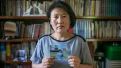 가족이 있는 북한으로 돌아가길 바라는 그녀의 11년 여정을 들어봤다.