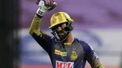 दिनेश कार्तिक