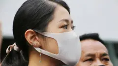 น.ส. พรรณิการ์ วานิช