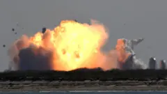 SpaceX星艦原型船在得州博卡奇卡海灘著陸場墜毀（2/2/2021）