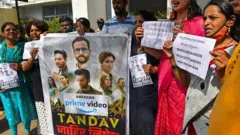 ਪ੍ਰਦਰਸ਼ਨ, ਓਟੀਟੀ