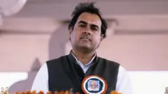 राजीव गांधी