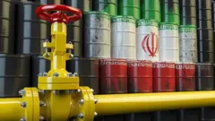 ایران در بازار جهانی نفت: چینی‌ها بیشتر می‌خرند؛ هندی‌ها منتظر لغو تحریم‌ها هستند