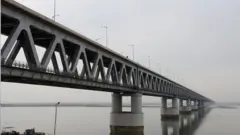 布拉馬普特拉河