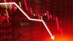 ਲਾਲ ਪਿਛੋਕੜ ਵਿੱਚ ਡਿੱਗ ਰਿਹਾ ਮੰਦੀ ਨੂੰ ਦਰਸਾਉਂਦਾ ਤੀਰ