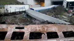 حادث اصطدام قطارين يودي بحياة العشرات في اليونان