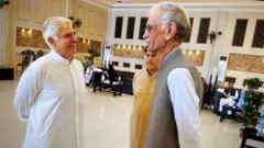 پروېز خټک