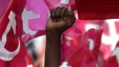 వందేళ్ల కమ్యూనిజం