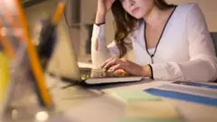 لماذا نماطل حتى في أداء أبسط المهام؟