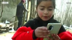 બાળકી