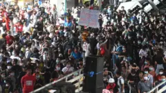 ชุมนุมนักเรียนเลว