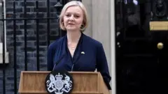 லிஸ் டிரஸ்