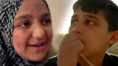 طفلان وعقد من الحرب في سوريا