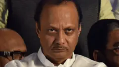 अजित पवार