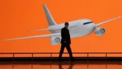 bu gün Rusiya Rusiyaya samalyot reysləri Rusiyaya getmək Rusiya təyyarə reyslərini bərpa edir rusiyaya uçmaq