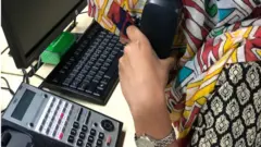 ল্যান্ডফোনের গ্রাহক বাড়াতে নানা উদ্যোগ নিয়েছে বাংলাদেশের সরকারি সংস্থা বিটিসিএল