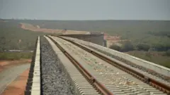 በሞምባሳና በናይሮቢ መካከል የተዘረጋው የባቡር መስመር