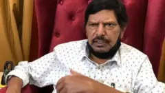 रामदास आठवले, शिवसेना, भाजप, महाराष्ट्र, काँग्रेस