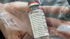 Una ampolla de Remdesivir.