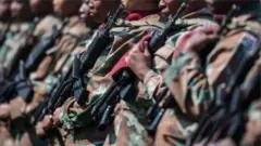 Abo basirikare bazohabwa amategeko n'igipolisi