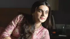 تاپسی پنوں