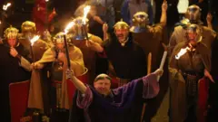 Ejije emume ndị Rome