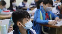 Tính đến nay, có 63/63 tỉnh, thành phố đã cho học sinh nghỉ học, đa số học được nghỉ đến hết ngày 16/2