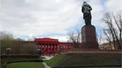 aworan ileewe kan ni russia