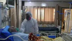 گسترش کرونا؛ هشدار سازمان نظام پزشکی ایران درباره کمبود تخت آی سی یو