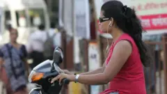 પ્રતીકાત્મક