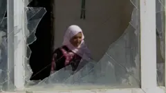الفلسطينيون