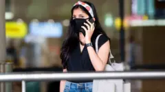 प्रवासी