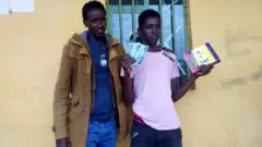 አዳን በትምህርት ቤት ውስጥ