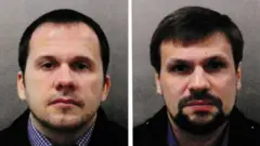 "Alexander Petrov" (izquierda) y "Ruslan Boshirov"