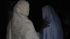 आई आणि मुलगी