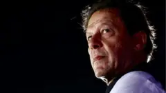 عمران خان