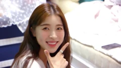 유튜브 채널 ‘놀새나라’를 운영하는 강나라 씨