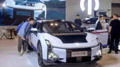 電動車：從降價潮到高合停工，中國車企「春劫」之後面臨慘烈淘汰賽